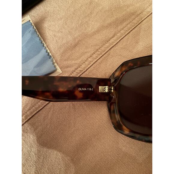 FREYRS oversized sunglasses main image 4